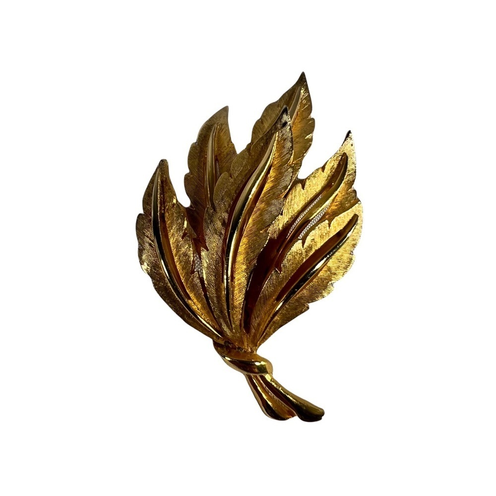 Vintage‎ Jonette Jewelry Company Brooch